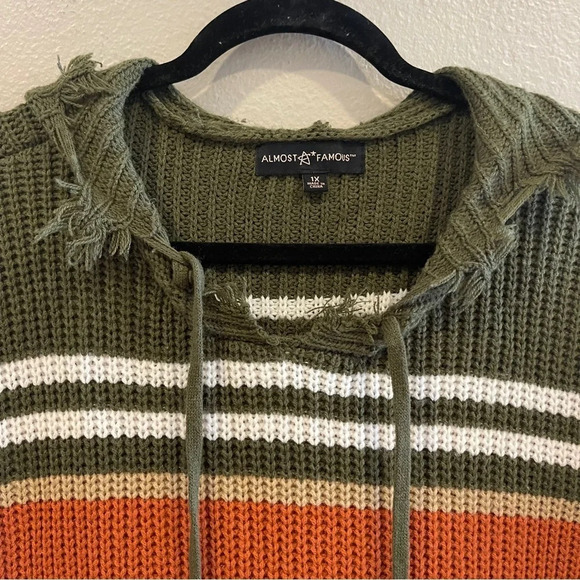 Almost Famous Striped Distressed hooded sweater Dress Tunic Size 1X‎ - Picture 4 of 9